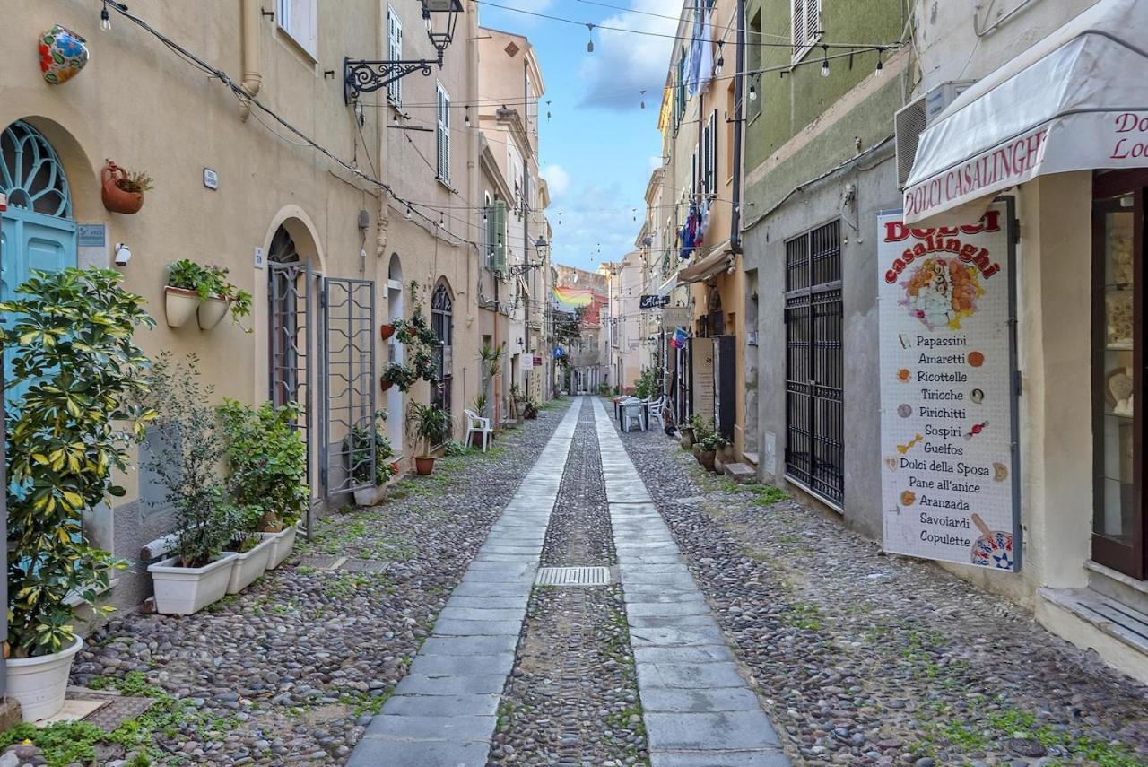 Alghero Old Town Apartment Steps To Sea And Scenic Ramparts ภายนอก รูปภาพ